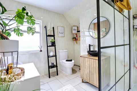 2 bedroom end of terrace house for sale, Station Road, Rossington, Doncaster