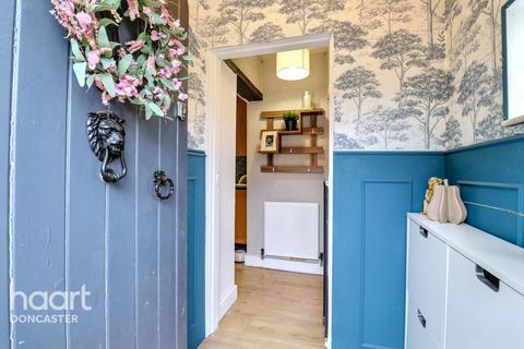 2 bedroom end of terrace house for sale, Station Road, Rossington, Doncaster