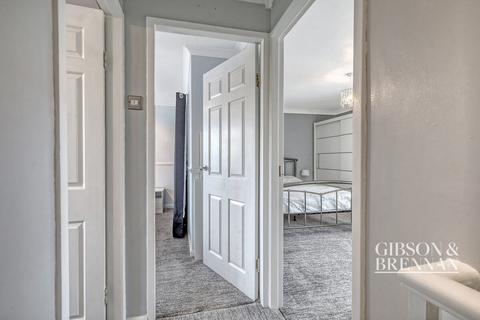 30 Grimston Road, Basildon, SS14 3NH