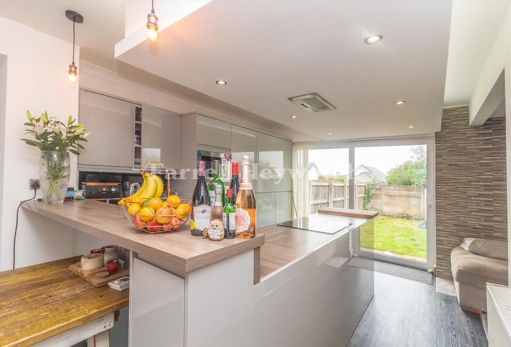 Kitchen Area image 3