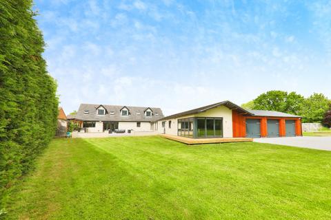 5 bedroom detached house for sale, Arnold Lane East, Long Riston, Hull, HU11 5HY