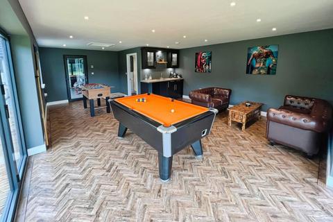 5 bedroom detached house for sale, Arnold Lane East, Long Riston, Hull, HU11 5HY
