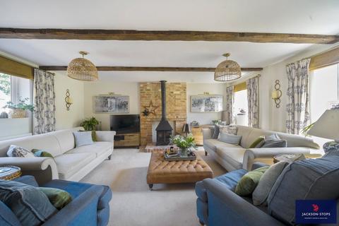 4 bedroom barn conversion for sale, The Coach Houses, Thornton, Milton Keynes, Buckinghamshire, MK17