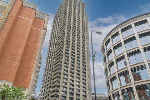 3 bedroom apartment for sale, Barbican, London, EC2Y 8BY