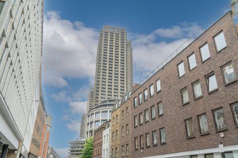 3 bedroom apartment for sale, Barbican, London, EC2Y 8BY