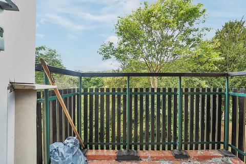 1 bedroom apartment for sale, Windlesham Grove, London SW19