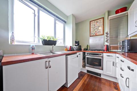 1 bedroom apartment for sale, Windlesham Grove, London SW19
