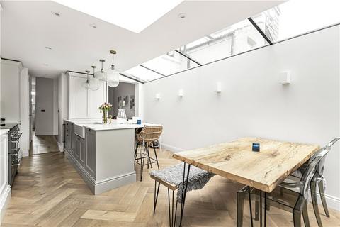 4 bedroom terraced house for sale, Beechcroft Road, London, SW17