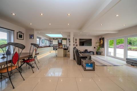 8 Achilles Close, Hemel Hempstead, HP2 5QA