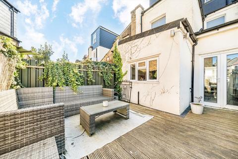 4 bedroom house for sale, Graveney Road, London SW17