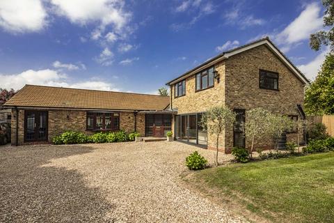 undefined, Weydown, The Hamlet, Gallowstree Common, RG4