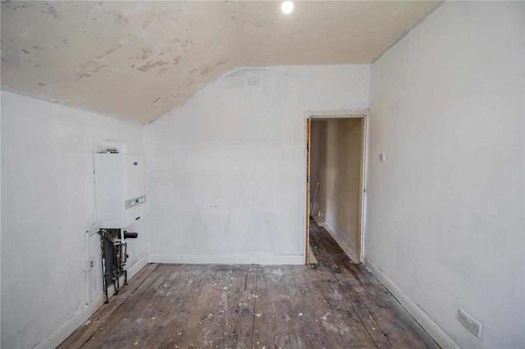 Bedroom 3 (2)
