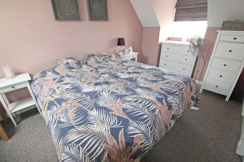 4 bedroom semi-detached house for sale, Halton Grove, Blyth, NE24