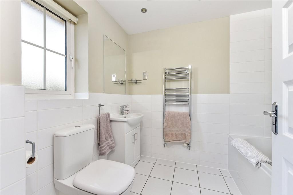 Ensuite Bathroom