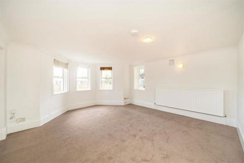 2 bedroom flat to rent, Jerningham Road, London SE14