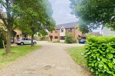 4 bedroom semi-detached house to rent - Hopkins Cs, Cambridge, CB4
