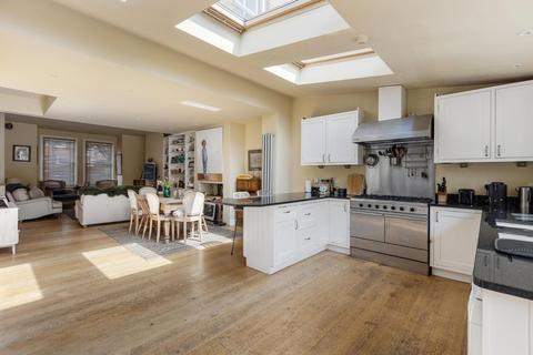56 Moring Road, Tooting, London, SW17 8DL