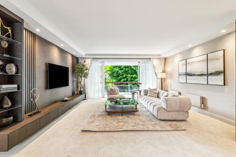 3 bedroom flat to rent, Chelwood House, Gloucester Square, London