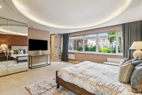 3 bedroom flat to rent, Chelwood House, Gloucester Square, London