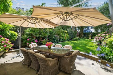 undefined, Addison Road, London