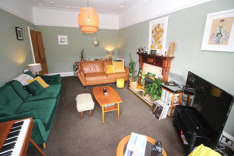 1h Ashburn Gate, Gourock, PA19 1NR