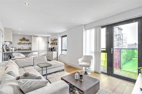 2 bedroom flat for sale, Bicycle Mews, London, SW4