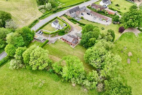 undefined, Llangybi, Usk NP15