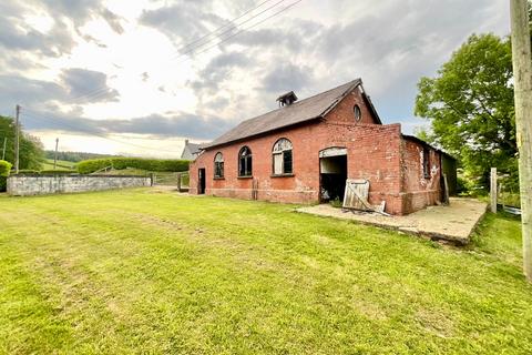 undefined, Llangybi, Usk NP15