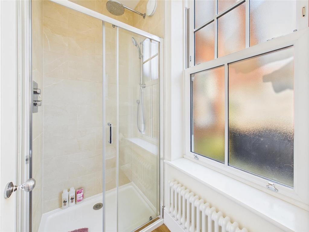 CAM04116 G0-PR0180-STILL003.jpg