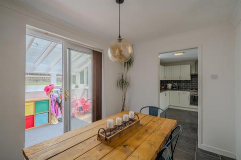130 Brynhyfryd, Croesyceiliog, Cwmbran, NP44 2LX