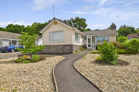 2 bedroom bungalow for sale, Fairview Drive, Broadstone, Dorset, BH18