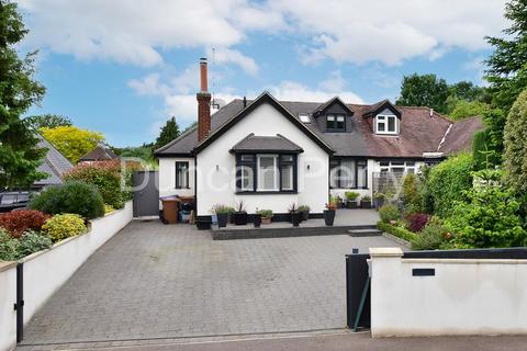 3 Dixons Hill Close, Welham Green, Hatfield, AL9 7EF
