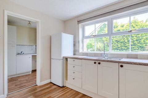 7 Chestnut Grange, Corsham, SN13 9XR