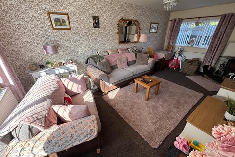 7 Bro Llan, Llanwnnen, Lampeter, SA48 7LB