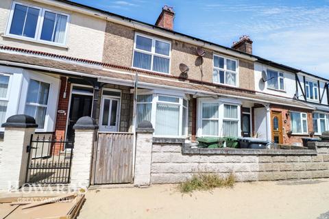 3 bedroom terraced house for sale, Beach Road, Caister-on-Sea