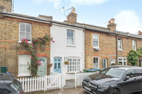 48 Queens Road, Thames Ditton, KT7 0QX