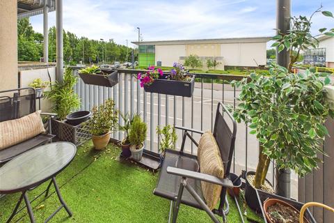 Flat 6, 6 Suffolk Drive, Gloucester, GL1 2AF