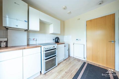 2 Alexander Drive, Bridge Of Earn, Perth, PH2 9FG