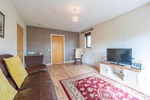 2 Alexander Drive, Bridge Of Earn, Perth, PH2 9FG