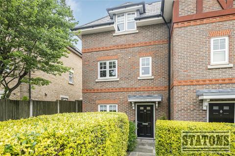 4 bedroom end of terrace house for sale, Iris Close, London, N14