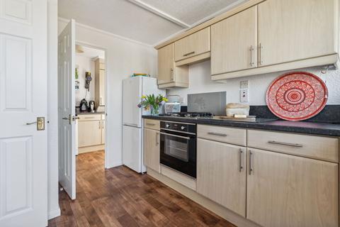 4 bedroom lodge for sale, St Merryn, PL28