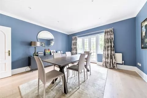 5 bedroom detached house for sale – pohled 5