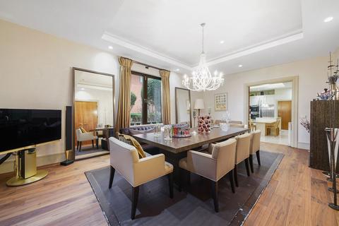 3 bedroom apartment to rent, The Bishops Avenue, London, N2