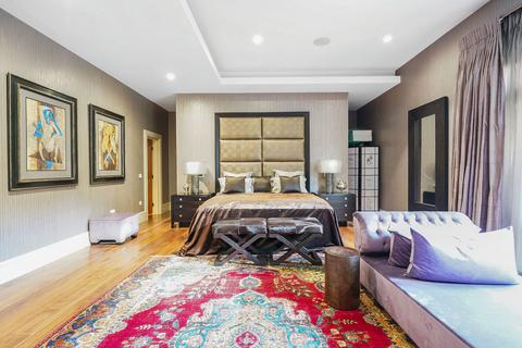 3 bedroom apartment to rent, The Bishops Avenue, London, N2