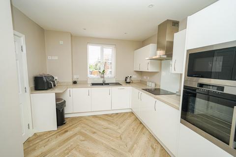 4 Weston Avenue, Leighton Buzzard, LU7 4QY