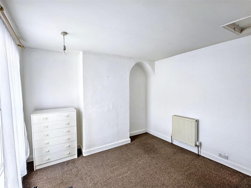 Bedroom1.jpg