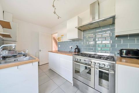 14 Buckingham Gardens, Thornton Heath, CR7 8AT