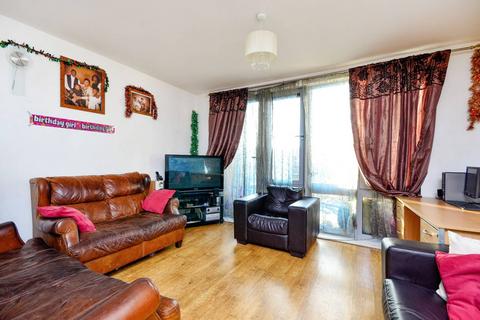 3 bedroom flat to rent, Woodgrange Road, Forest Gate, London, E7