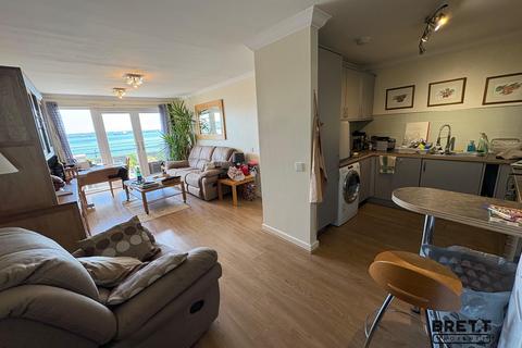 2 bedroom ground floor flat for sale, Smoke House Quay, Milford Haven, Pembrokeshire. SA73 3BD