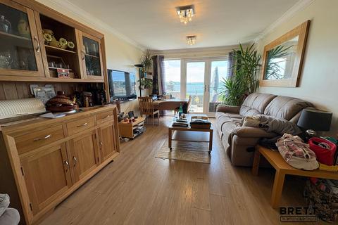 2 bedroom ground floor flat for sale, Smoke House Quay, Milford Haven, Pembrokeshire. SA73 3BD
